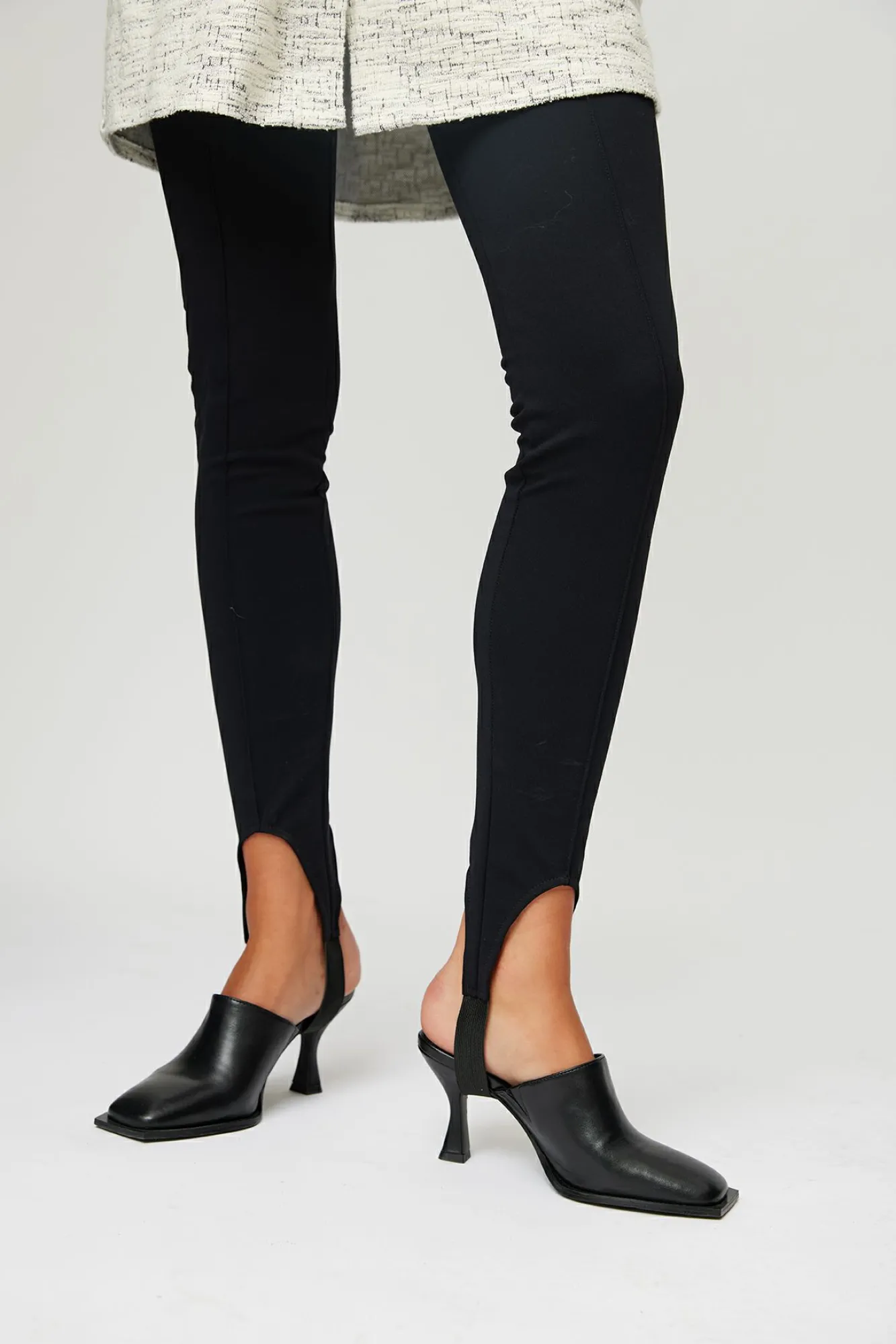 Kvinna Gestuz Byxor^Emesegz Leggings