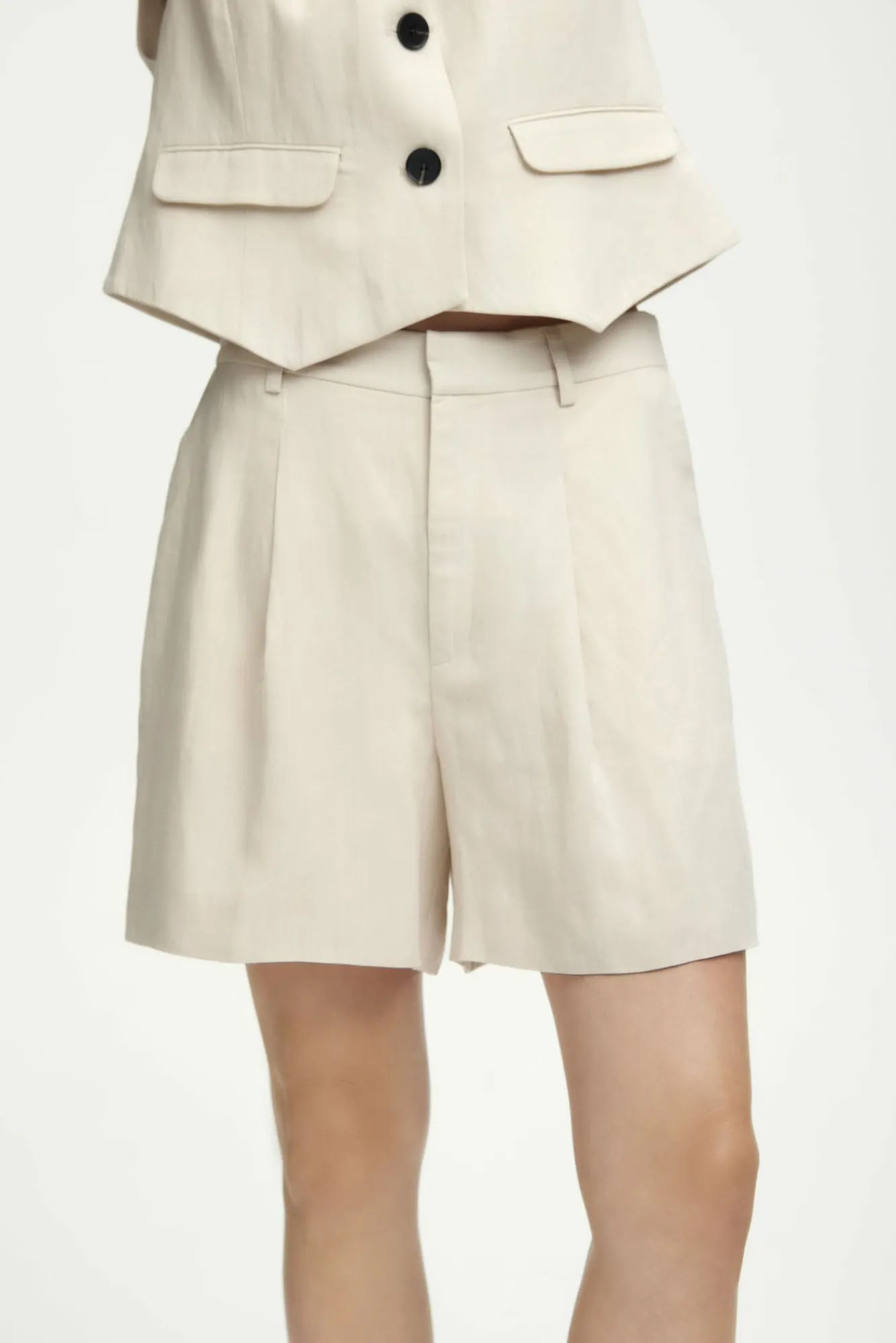 Kvinna Gestuz Shorts^Malougz Linne Shorts