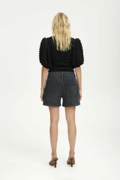 Kvinna Gestuz Shorts^Moniqgz Shorts