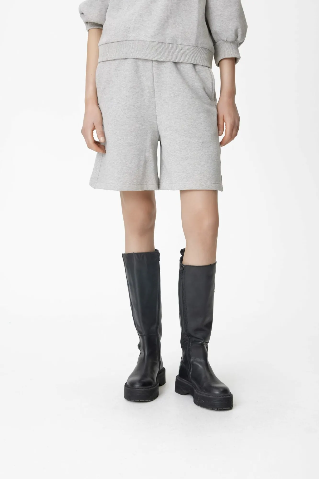 Kvinna Gestuz Shorts^Nankitagz Hw Shorts
